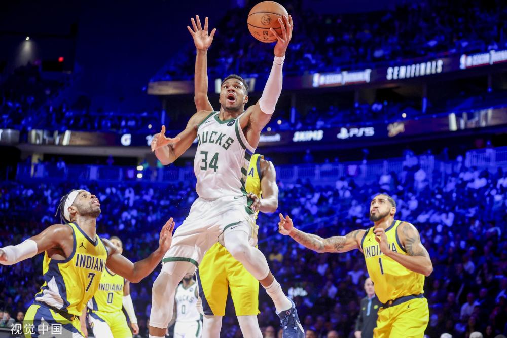 他们通过坚 他们通过坚